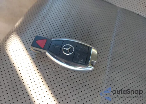 2012 Mercedes-Benz E 550 from USA, damaged, VIN WDDKK7DF0CF157853